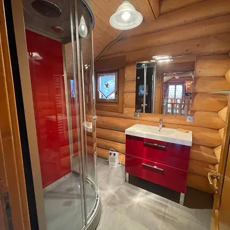 Chalet En Rondin 8 Pers. Avec Sauna, Et Garage, Pres Telecabine Et Navette A Praloup 1500 - Fr-1-165a-126